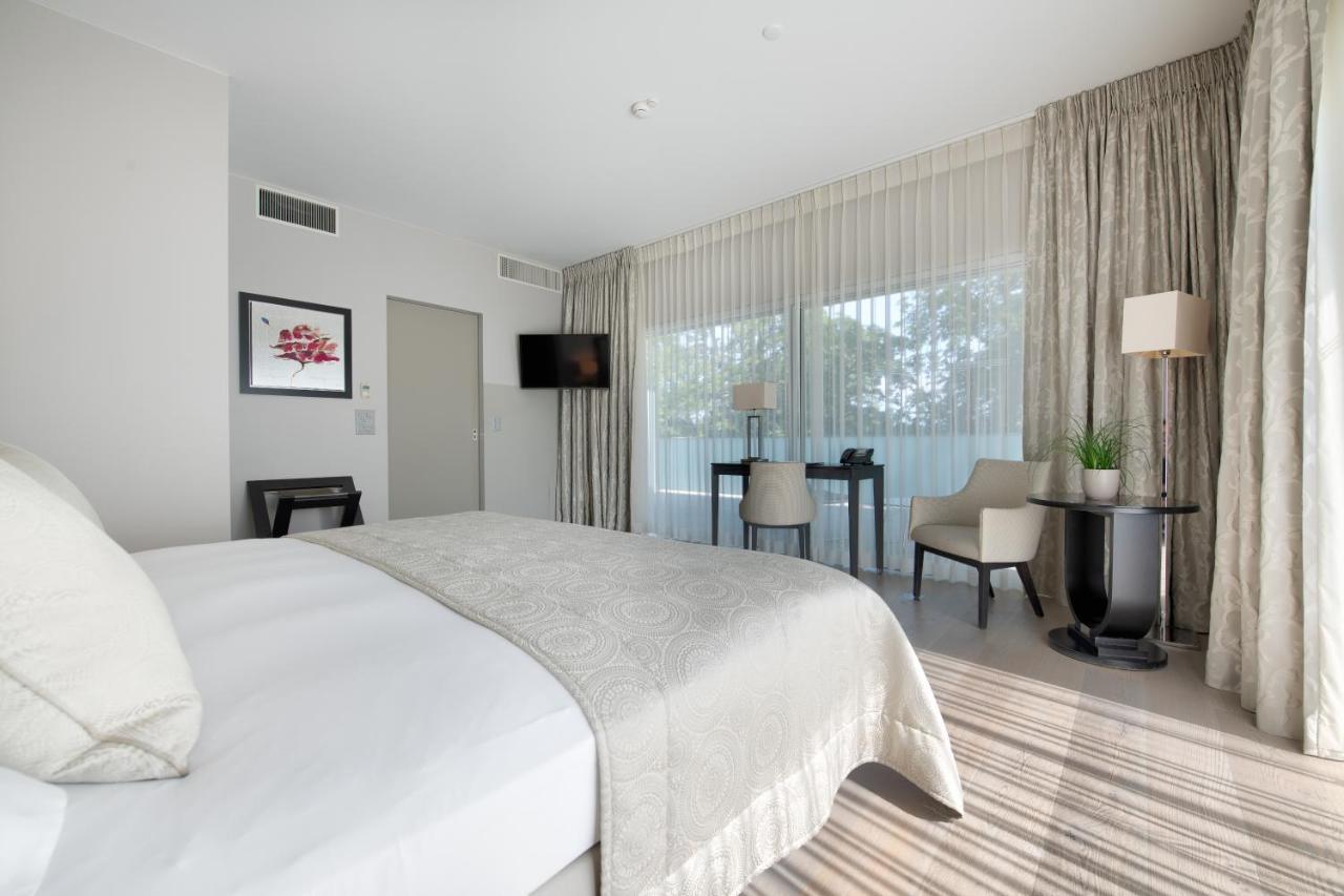 Hostellerie Le Petit Manoir Morges Bagian luar foto