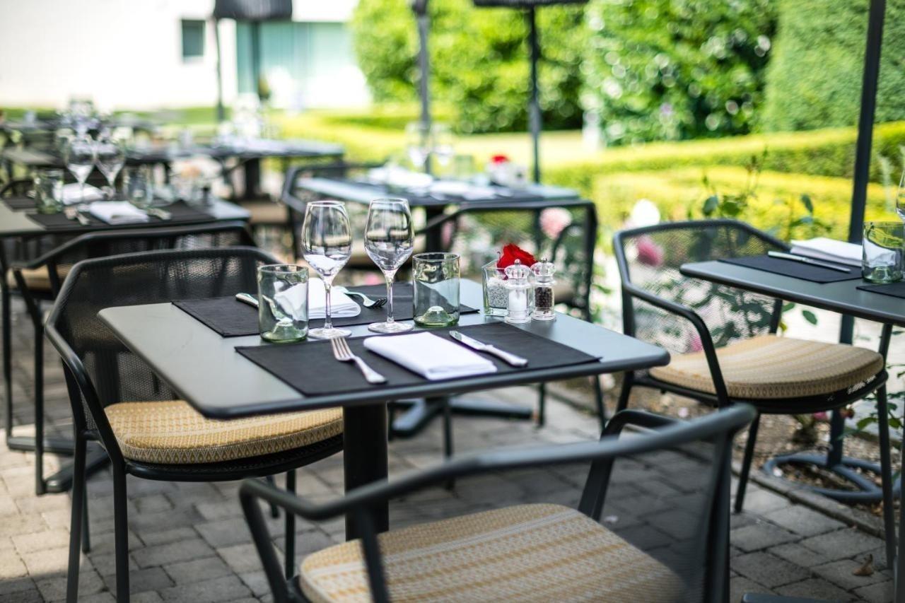 Hostellerie Le Petit Manoir Morges Bagian luar foto