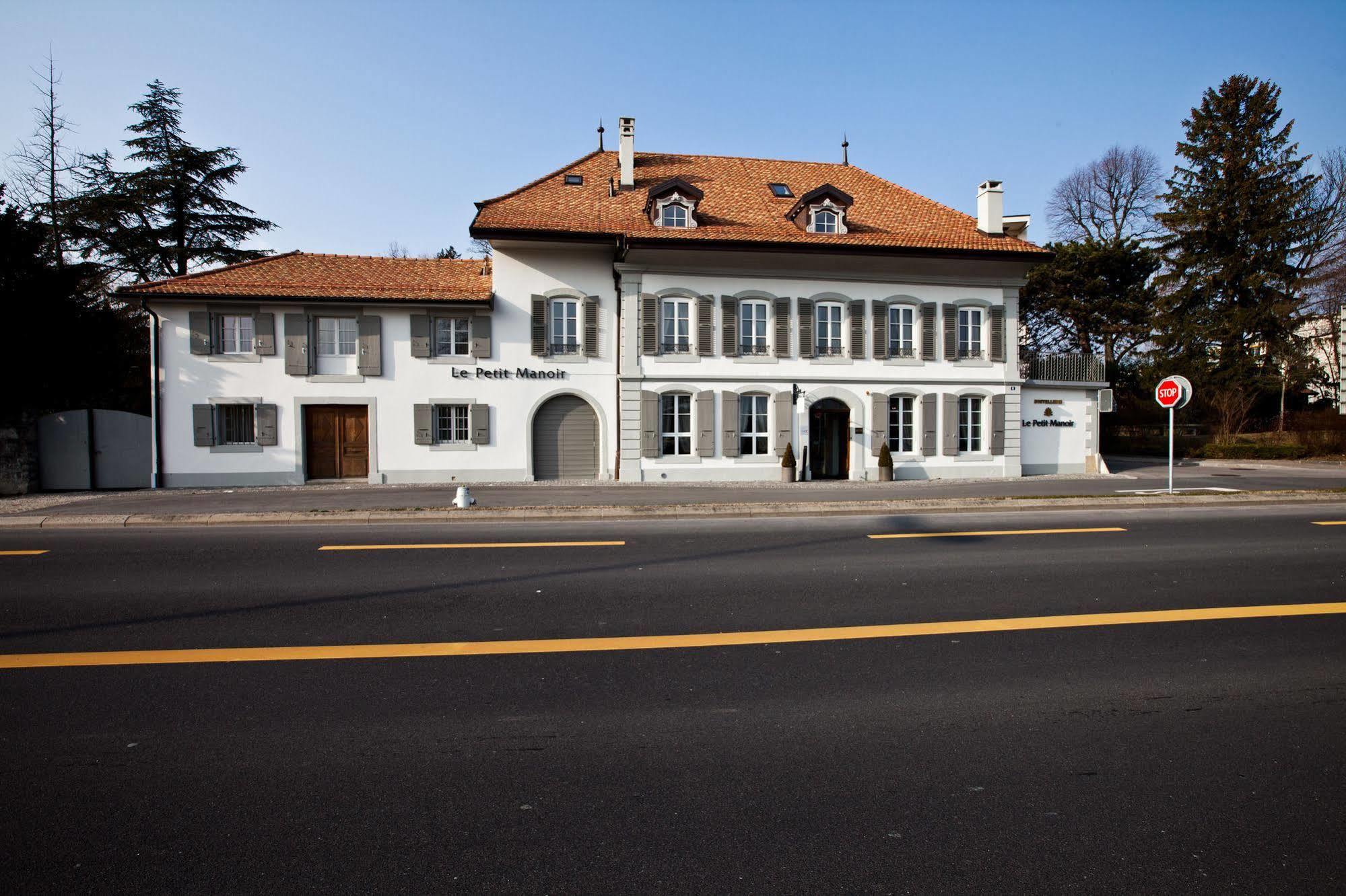 Hostellerie Le Petit Manoir Morges Bagian luar foto